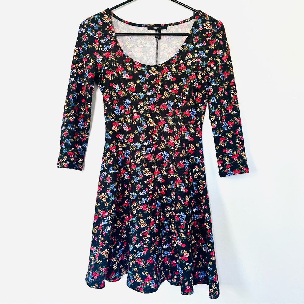 forever 21 black floral skater dress fit and flare scoop neck